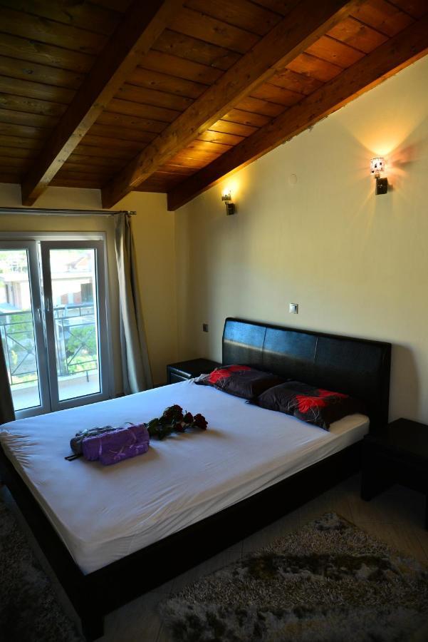 Sea View Luxury Apartment Plataria Extérieur photo